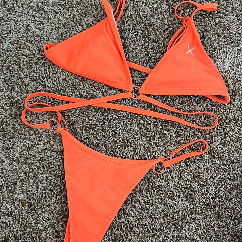 boutinela bikini